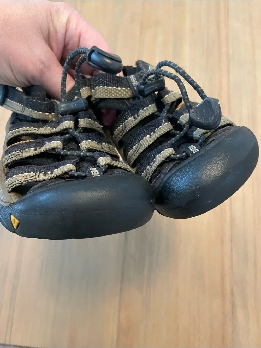Keen Toddler 10 Black and Tan Closed-Toe Sport Sandals